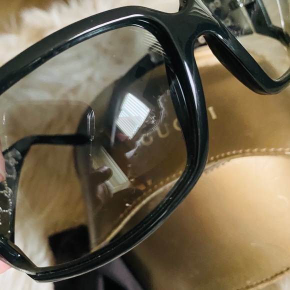 Authentic Gucci Sunglasses - Picture 6 of 10